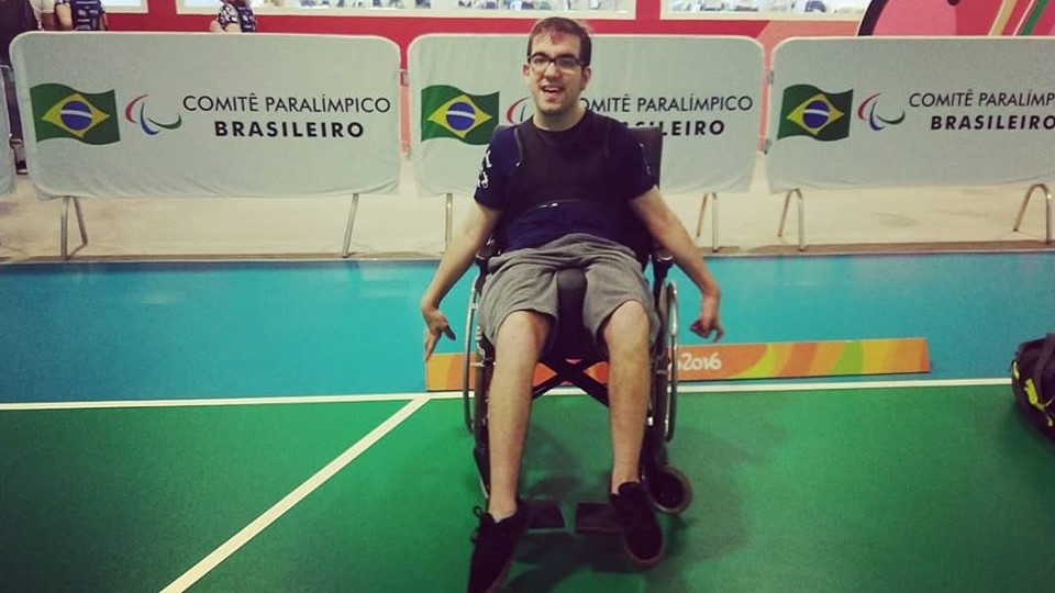 Foto Murilo, paralisia cerebral, no CPB - O Início