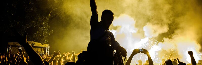 Bóra Sair? Por Murilo Pereira