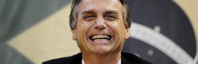 Bolsonaro restringe acesso ao BPC novamente