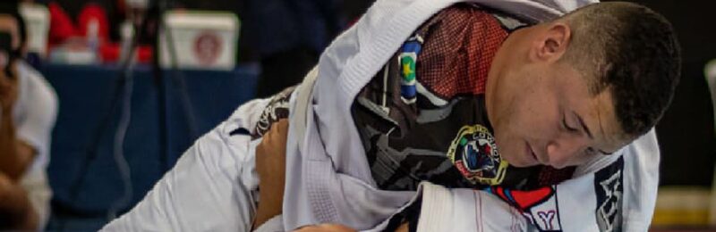 Atleta de Parajiu-Jitsu sem os membros superiores e inferiores segue representando o Brasil