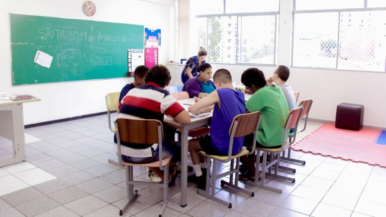 Read more about the article Pesquisa do IJC – antiga Apae de SP – reforça benefícios da educação inclusiva