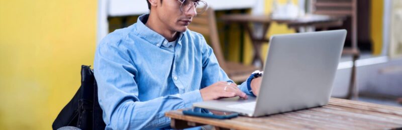 Bootcamp Inclusivo de Front End com bolsas 100% gratuitas para pessoas com deficiência