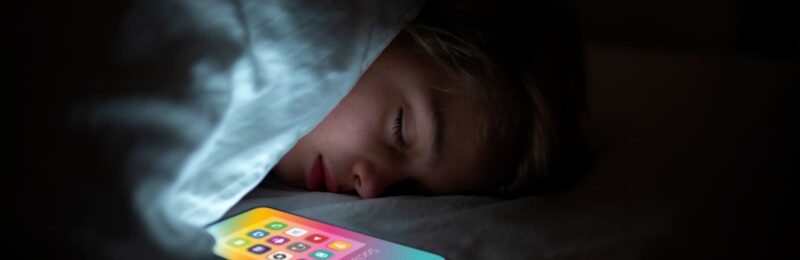 Entenda como o vício em tecnologia compromete a saúde mental