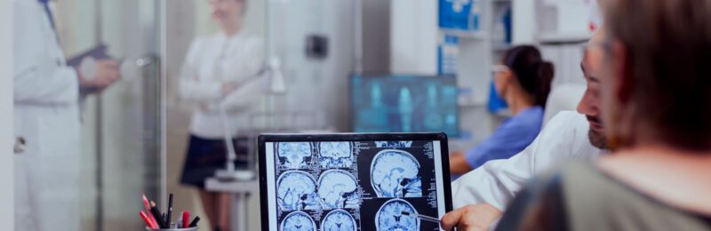 Pacientes com epilepsia aguardam há 5 anos por terapia no SUS