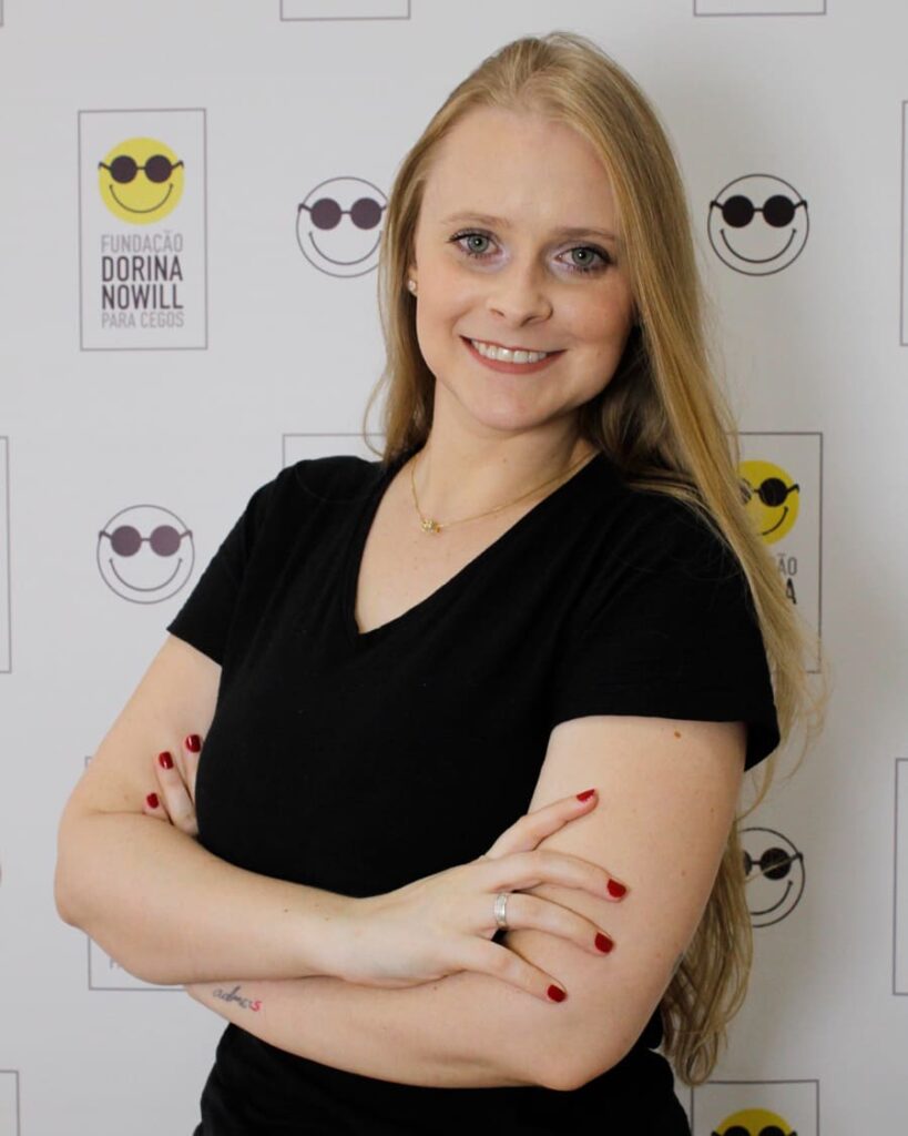 Cláudia Scheer, Coordenadora Audiovisual da Fundação Dorina Nowill para Cegos.