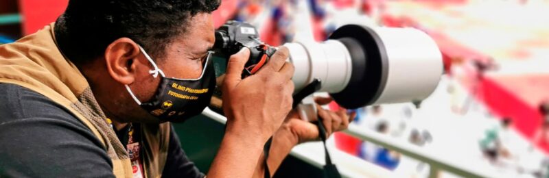 João Maia: Fotógrafo cego brasileiro leva exposição a Paris em abril de 2024
