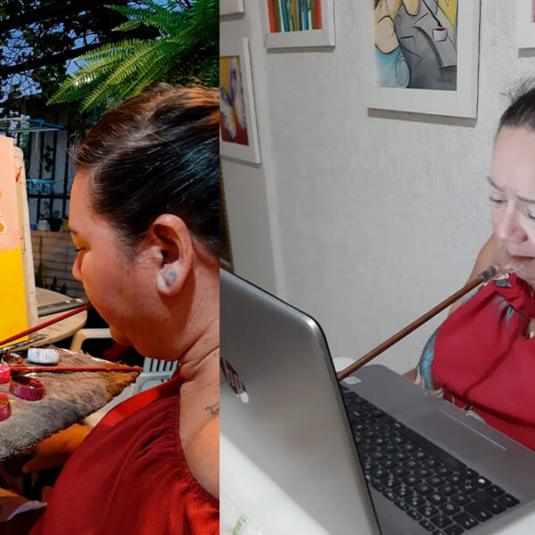Duas fotos da artista plástica e escritora tetraplégica Eva Leite. À esquerda, pinta uma tela segurando o pincel com a boca. À direita, digita em um laptop usando um bastão na boca.