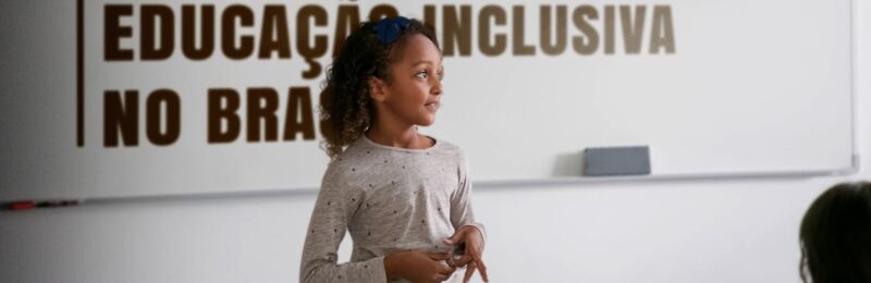 Políticas públicas para Educação Inclusiva: Lacunas na formação docente