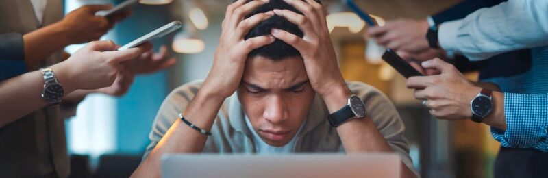 Saúde mental em tempos digitais: Janeiro Branco estimula o bem-estar emocional em 2025