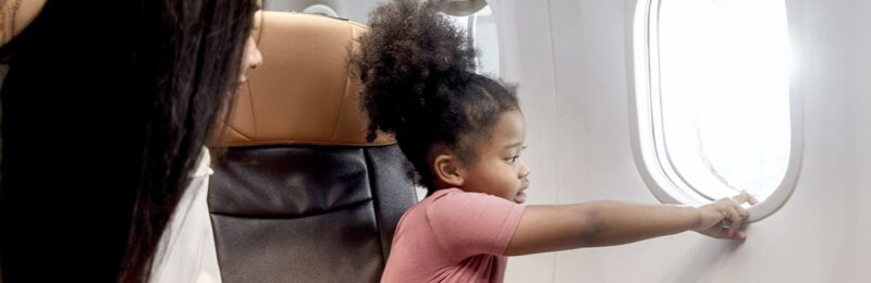 80% de desconto em passagens aéreas para acompanhantes de pessoas com autismo