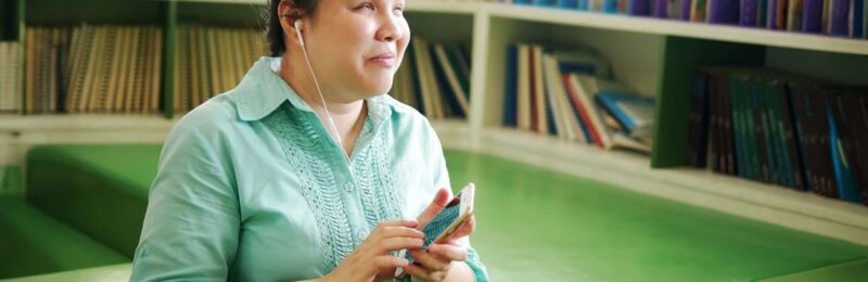 Bibliotecas acessíveis: Workshop gratuito ensina incluir acervo digital para pessoas com deficiência